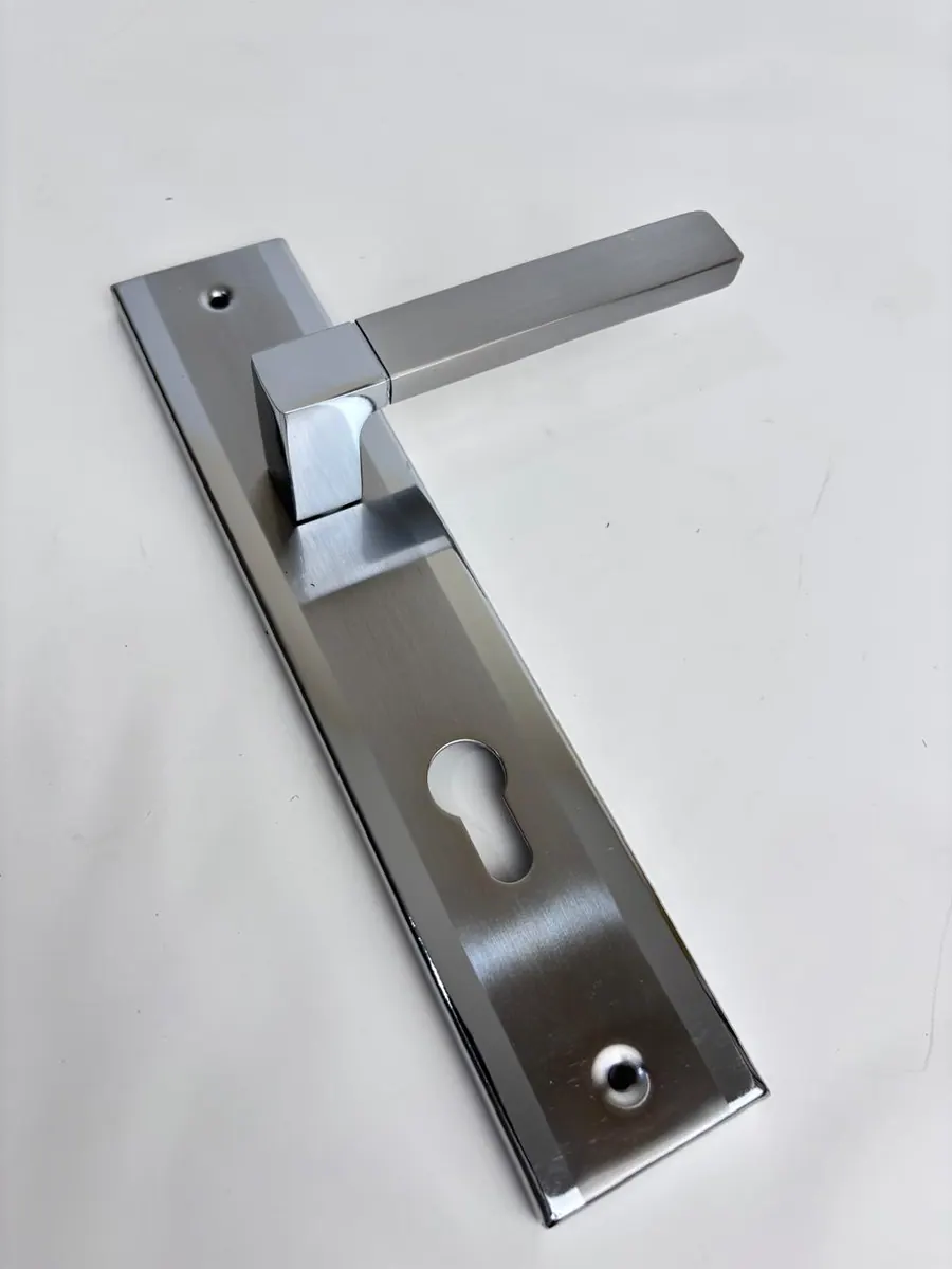 Brody Handle Set, Chrome (Risan Premium)