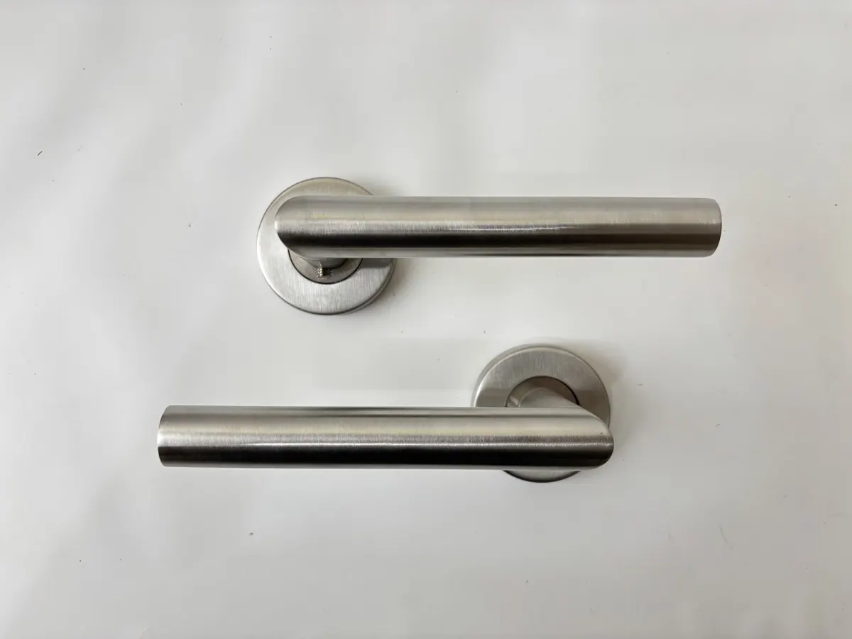 Stela Split Lever Handle